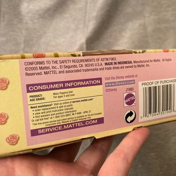 SOLD // Mattel Disney Mary Poppins 2005 Fashion Doll - Collectible Packaging - Picture 9 of 16